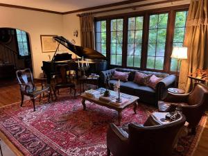 Luxury and Old World Charm in Historic Midtown