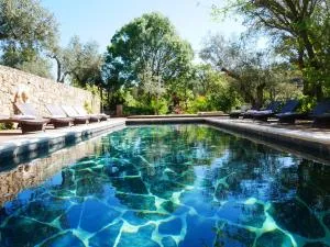 Serra Vida - A Place Of Presence - 巴伦西亚德亚尔坎塔拉