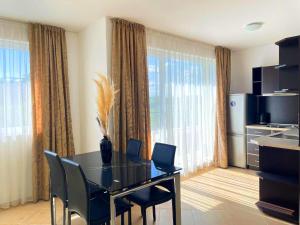 Ravda Family Resort. Park&Sea