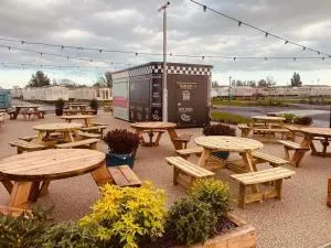 Adorable 2 bedroom caravan in Clacton-on-Sea - Saint Osyth