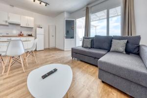 Sunlit Paradise - sea view