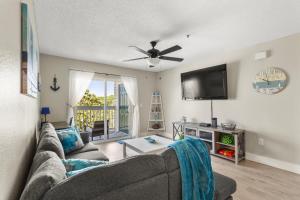 Seaside Serenity Near Beach with Pool, Gym, Balcony