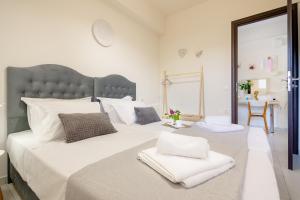 Princess Sissi, Villa-House with private pool and garden