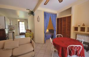 Maisons de vacances Holiday Home Route Dentrecasteau N-744 : photos des chambres