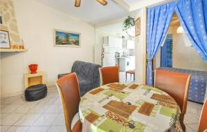 Maisons de vacances Holiday Home Route Dentrecasteau N-744 : photos des chambres