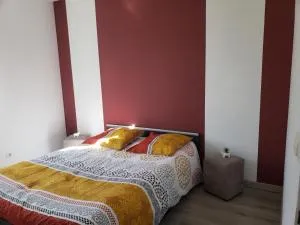 Chambre dans logement privé - Requeil