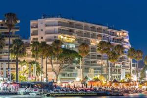 Cosy holidays beach bars food at 10min walk