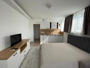 Студио Симона 5 първа линия море