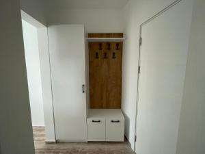 Студио Симона 5 първа линия море