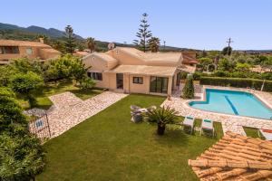 Villa Almyros by Villa Plus