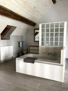 Maisons de vacances Magnifique gite au sein d'un ecolieu : photos des chambres