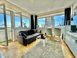 PLATINUM metro x2 WiFi 350 MBs Netflix HBO AppleTV - Варшава