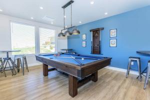 Resort Like Amenities King bd Qn bd Sofa bd Fast Wi-Fi Slps7