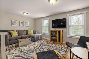 The Brew House - 2nd Floor Private Apartment - Located above Newscapes Brewing