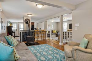 The Brew House - 2nd Floor Private Apartment - 4hvězdičkové hotely ve městě Portland