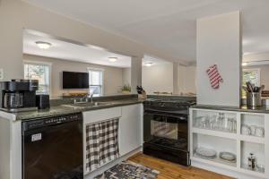 The Brew House - 2nd Floor Private Apartment - Located above Newscapes Brewing