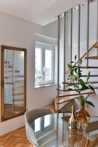 APARTMENT MEMORY