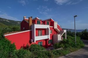 Enchanting view apartment Zanki