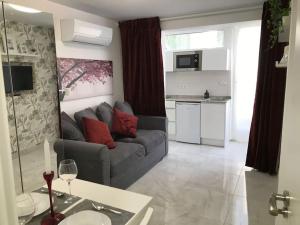 Precioso Apartamento nuevo con Jardín privado