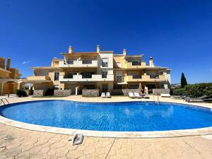 Albufeira Valley 2 With Pool by Homing