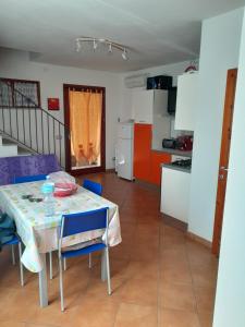 Villa su due livelli super accessoriata img50