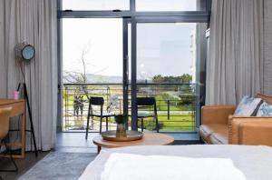 Menlyn Maine Trilogy Apartment 101