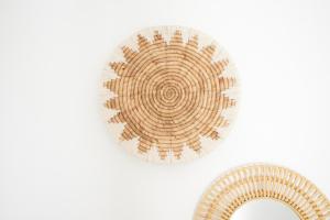 Boho Lake House - Private Beach 600m from the property - Free Parking - Home Cinema Room