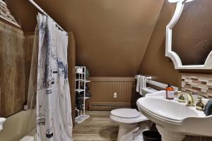 2 Queens 10 Min to Mountains Bridgewater Inn