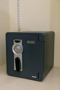 Choose To Be Happy at The Palms, Richmond Estates - Three Bedrooms with Pool