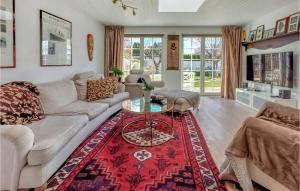 3 Bedroom Lovely Home In Vintrie
