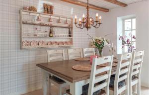 3 Bedroom Lovely Home In Vintrie