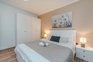 Family friendly house with a swimming pool Privlaka, Zadar - 21280