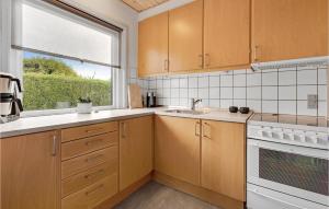 Cozy Home In Nordborg With Kitchen