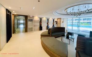 EJ Homes - Fame Residences