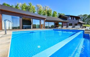 Four-Bedroom Holiday Home