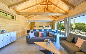 Four-Bedroom Holiday Home 