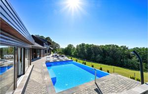 Four-Bedroom Holiday Home