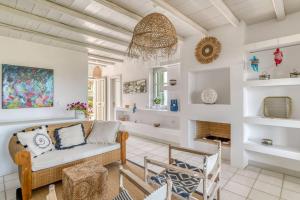 Villa Vino - Cycladic Calm