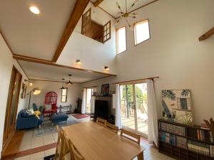 伊東 貸別荘Casa de Campo 2SLDK别墅 駐車場 芝生東屋付き BBQ 大室山と海遠望伊豆高原5分 4つ星 宿泊施設 ロビー