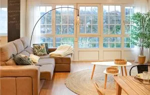 Lovely Apartment In Vimianzo With Wifi - Pasarela