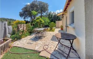 Maisons de vacances Beautiful Home In Aumelas With Outdoor Swimming Pool, Wifi And Heated Swimming Pool : Maison de Vacances 2 Chambres