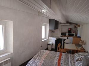 Le nid doiseau de St Victor St Victors Birds Nest