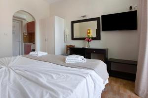 Paradise Zante Superior Studio 1