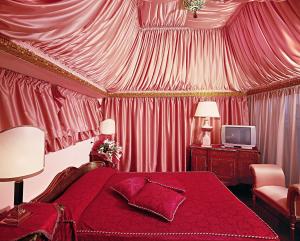 Suite room in Grand Hotel Michelacci