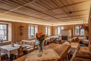 Landhotel Gasthof Zum Löwen - 罗登戈