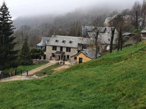 Maisons de vacances Gite d'AURE. Classe en meuble 4 etoiles. : photos des chambres