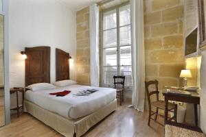 Hotels Hotel La Tour Intendance : photos des chambres