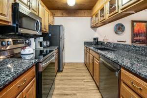 Townsend Place B103 condo