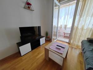 Studio Apartment Ivano-free parking - self check in