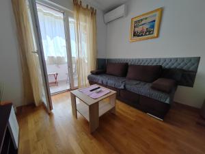 Studio Apartment Ivano-free parking - self check in